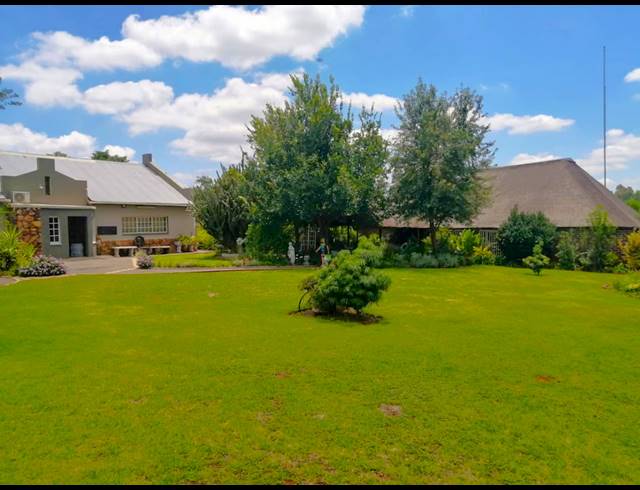 3 BEDROOM GUEST HOUSE FOR SALE IN PENDALE